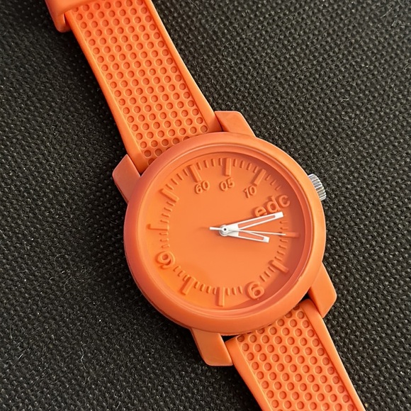 Bold Orange Esprit Unisex Silicone Strap Watch, excellent pre owned condition - Picture 3 of 3